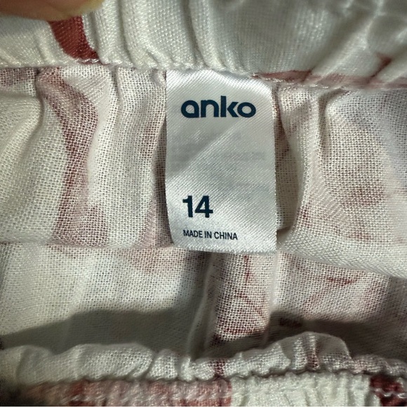 White and Red Maxi A-Line Skirt with Tiered Design - Picture 5 of 8